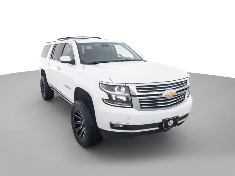 LIFTED 2015 CHEVROLET SUBURBAN