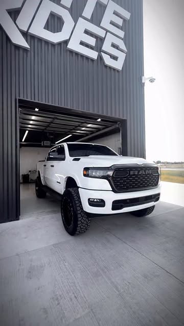 FRESH BUILD ON 2026 RAM 1500 // @ultimaterides_ . ....